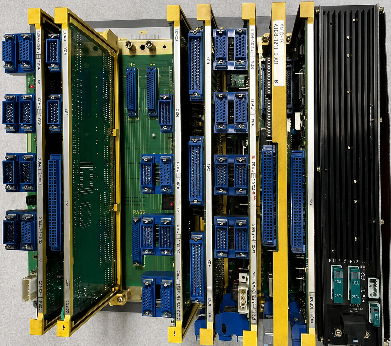 Mô hình tủ điện cơ bản sử dụng Fanuc 0-C